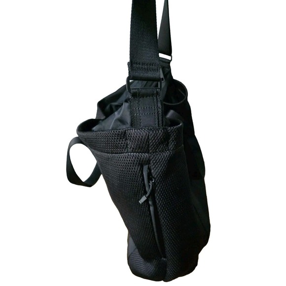 Lululemon Carry The Day Bag (Mesh) Black Tote Weekender XXL Crossbody 15x5x16 - Picture 4 of 16